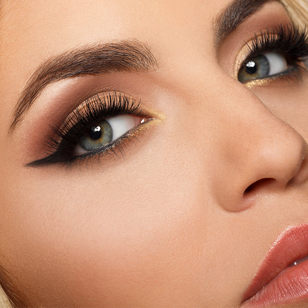 Full, Feathery Brows with Long Lasting Brow Pen